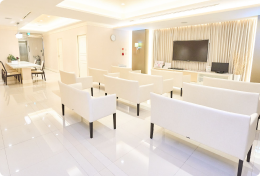 明るくオープンなクリニック